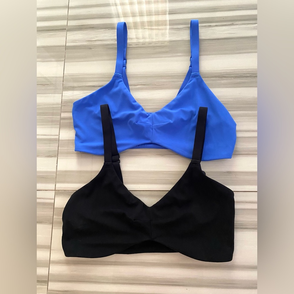 Aerie sports bras black and blue
